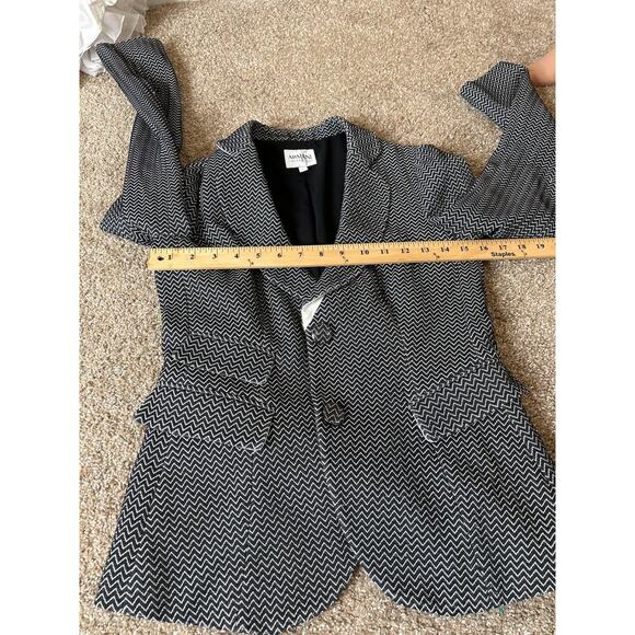 Giorgio Armani Collezioni Chevron Jacquard Blazer Black SZ 6 jacket - Picture 8 of 8